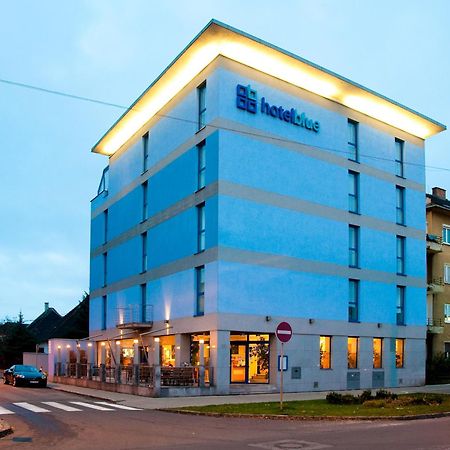 Hotel Blue ברטיסלאבה מראה חיצוני תמונה