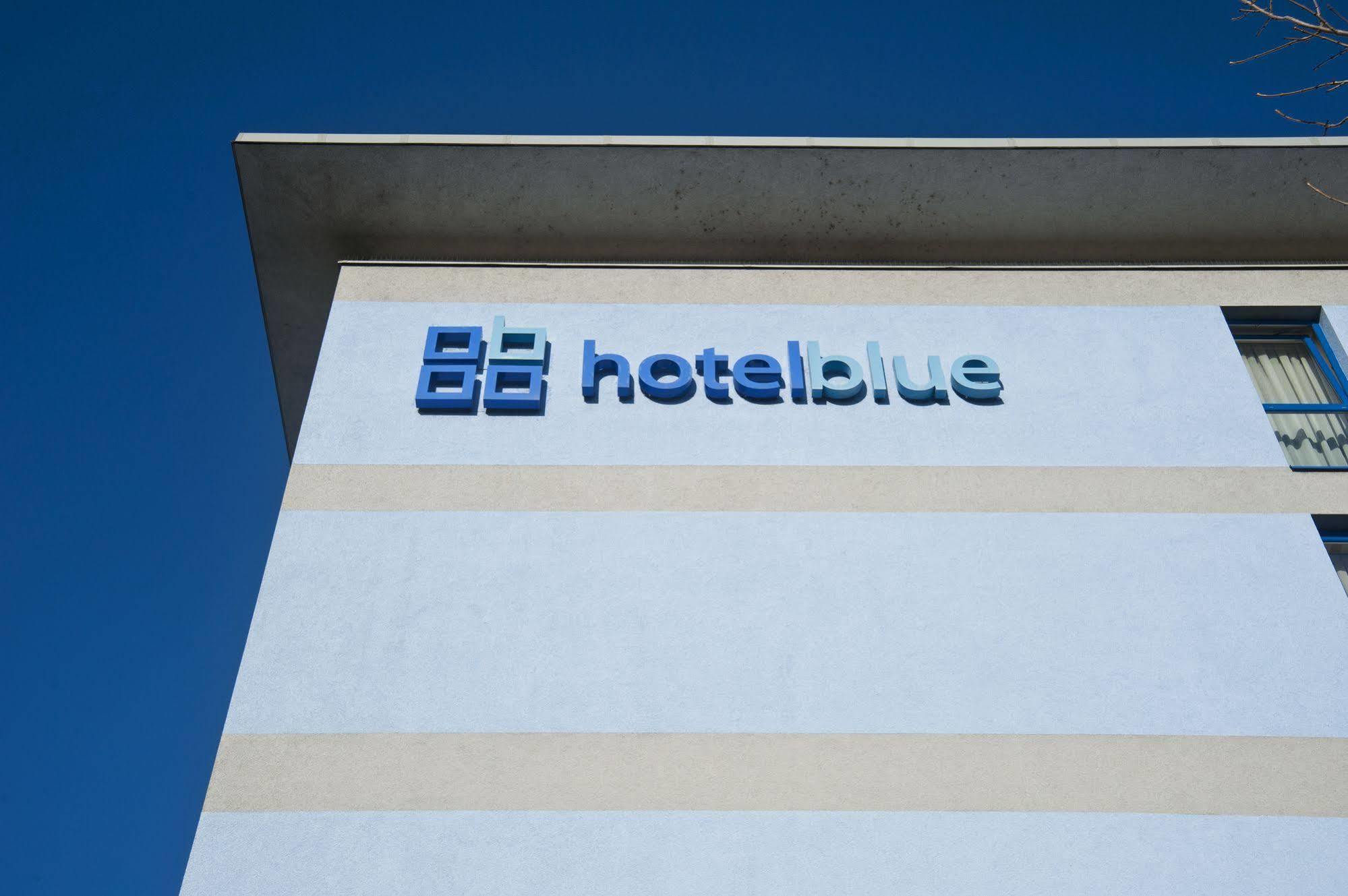 Hotel Blue ברטיסלאבה מראה חיצוני תמונה